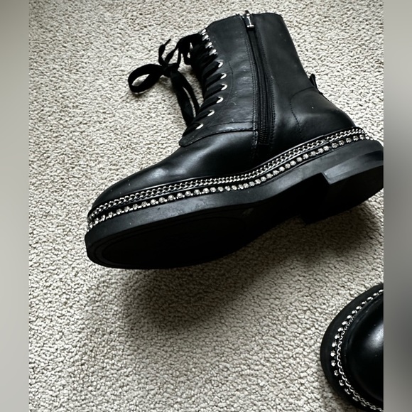 Vince Camuto Branda Black Leather Round Toe Lace Up Combat Boots Size 6.5 - Picture 4 of 11